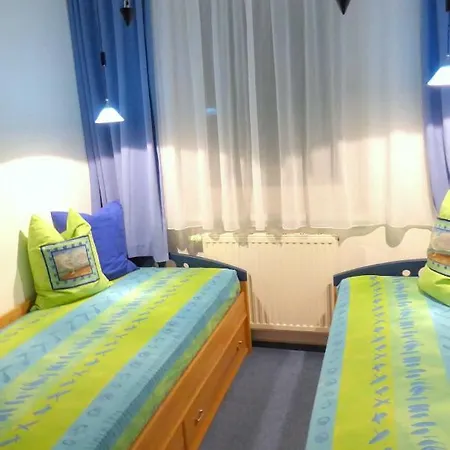 Seestr_54 App_411 * Zingst